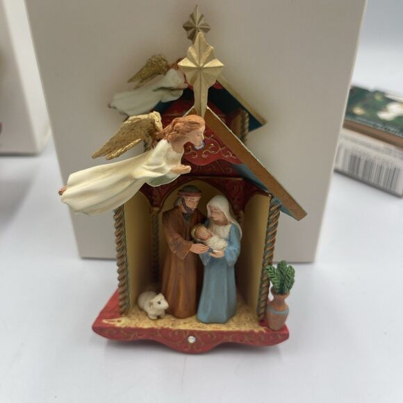 Lot Of 5 Hallmark Ornaments Religious Nativity Angel Cross Jesus Christmas - Picture 5 of 8